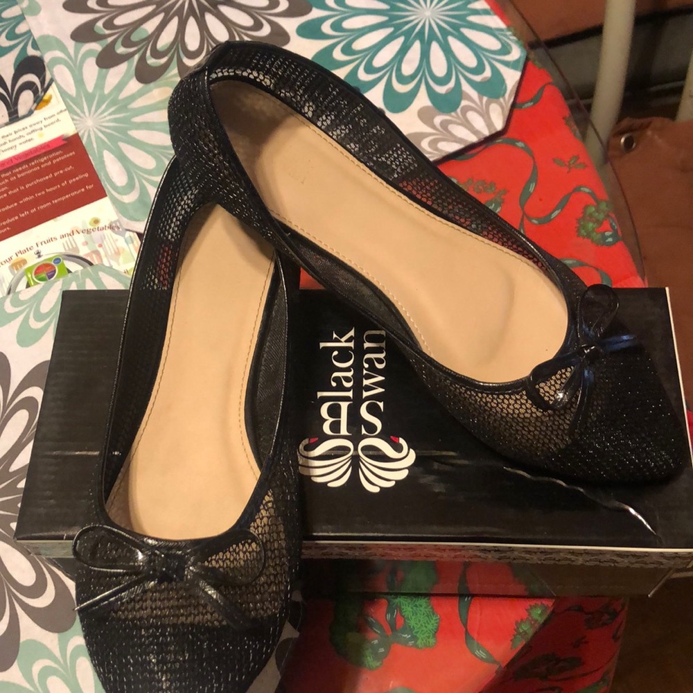Black Swan ballet flats